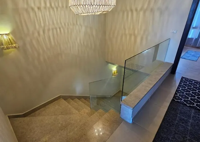 Villa Azha بالعين السخنه للعائلات